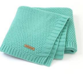 MOTOHOOD Knitted Blanket